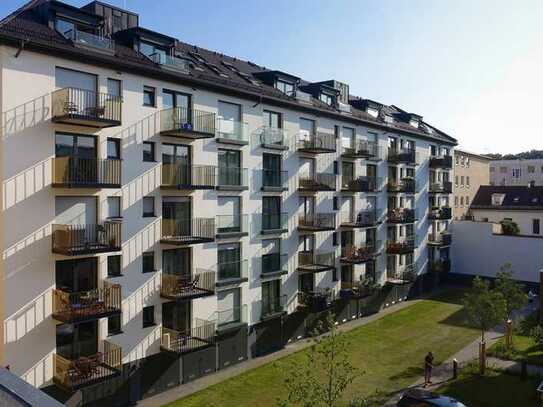 Schwabinger Gerberhöfe: großzügige 2-Zimmer-Wohnung mit Süd-Balkon, München
