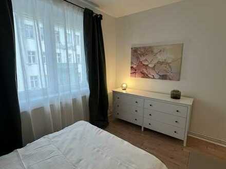 1 room apatment central place