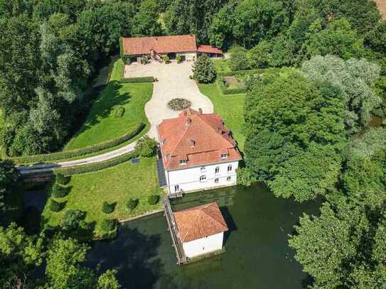 Einzigartiger Landsitz mit großem Park