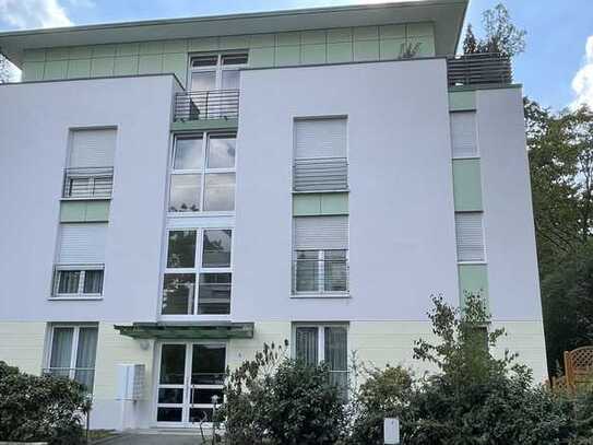 Preuß. Viertel, attraktive, gepflegte 3-Zi Wohnung, mit großem Balkon, frei