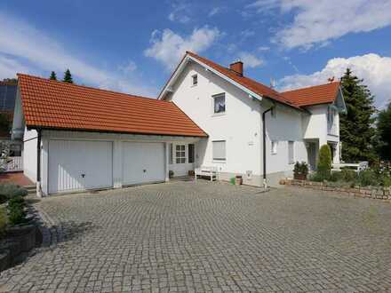 Zweifamilienhaus mit 2 zusätzlichen Miniapartements und einem Büro am Stadtrand von Görlitz