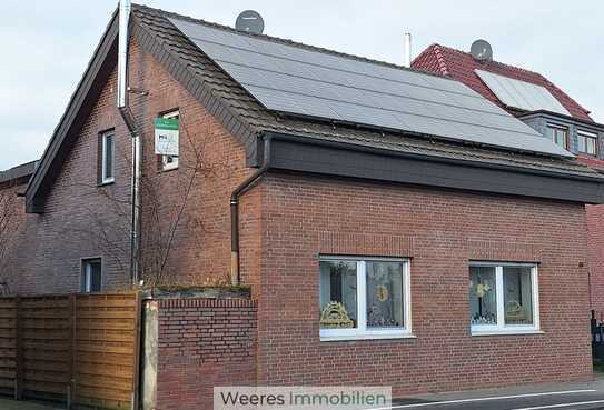 Freistehendes Einfamilienhaus mit tollem Garten