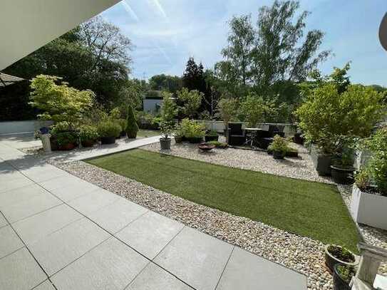 Wohnen wie im eigenen Haus mit riesigem Terrassenbereich und Fernblick!