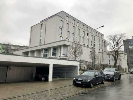 Zentraler überdachter Stellplatz im Vogelsgarten in Nürnberg zu vermieten