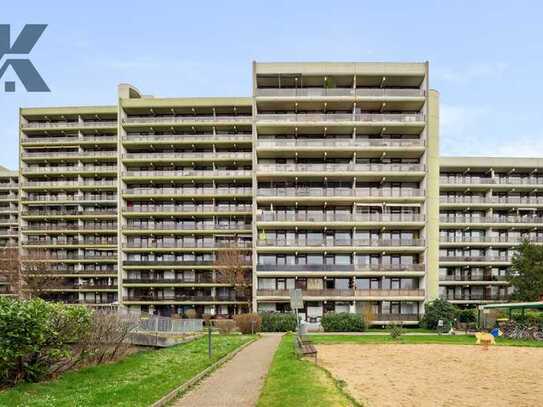 Sehr gepflegte, vermietete 4-Zimmer Wohnung in Köln Junkersdorf (3-er WG)