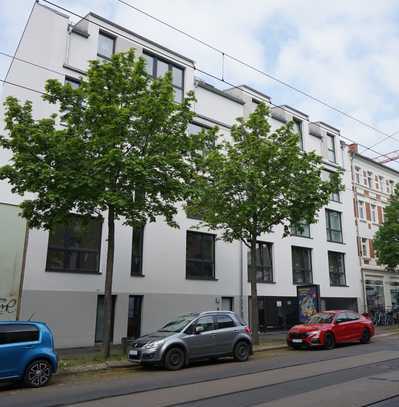 **Lichtdurchflutete Maisonette-Wohnung mit zwei Balkonen**