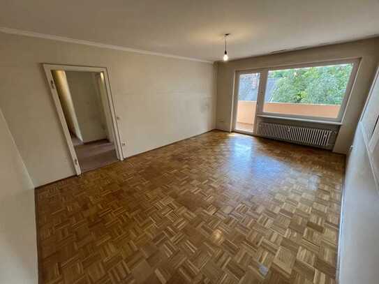 Helle, ruhige 3- Zimmer- Dachgeschosswohnung in bester Lage, Rosenheim Nord!