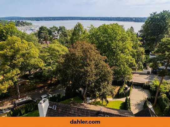 Large family villa with lake view in top location - Berlin Wannsee