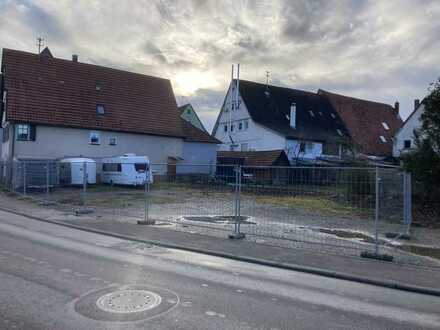 Ebenes Baugrundstück in zentraler Lage von Altingen