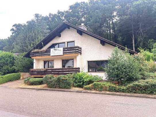 Zentraler geht es nicht! Einfamilienhaus in zentraler ruhiger Lage von Odenthal