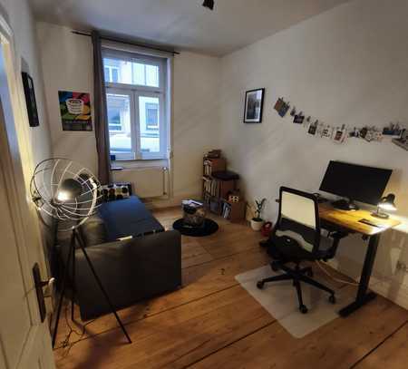 Altbau 2 Zimmer Wohnung Bornheim