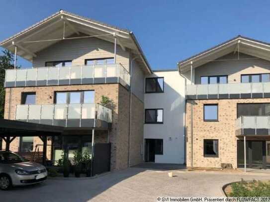 Penthouse mit zwei Dachterrassen, Stellplatz und Aufzug in Schwentinental