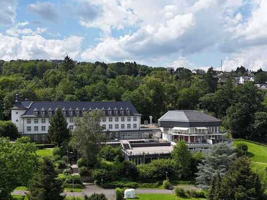 Einzigartige Traumaussicht auf Bad Münstereifel, 3 - Zimmer- Wohnung mit großzügiger Sonnen-Terrasse