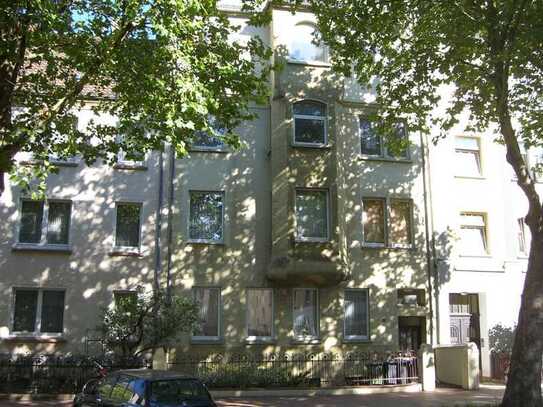 Helle 4 Zimmer-Wohnung in Bahnhofsnähe