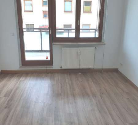 Schöne 1-Raum-Wohnung mit Balkon in Kirchhasel