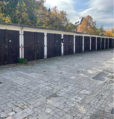 Sachsenhausen/Lokalbahnhof: EINZELGARAGE zu vermieten.