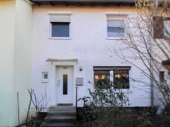 Gepflegtes Reihenmittelhaus mit Garten in Ostfildern-Parksiedlung - Erbbaurecht