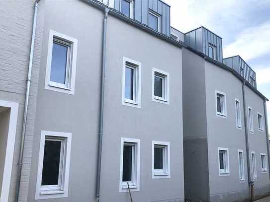 Moderne Dachgeschosswohnung in Friesheim aus dem BJ 2020