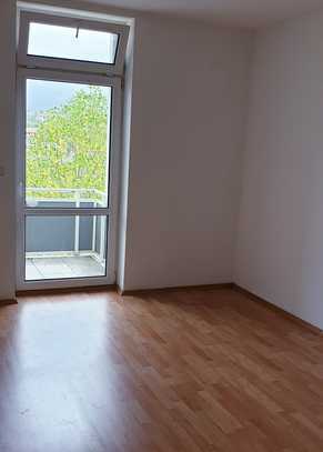 3 ZKB mit Balkon und Stellplatz in Nordhausen Zentrum zu vermieten !