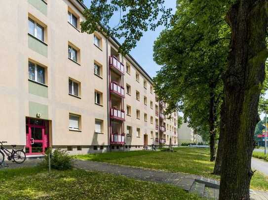 3-Raumwohnung ohne Durchgangszimmer mit Loggia und Abstellkammer