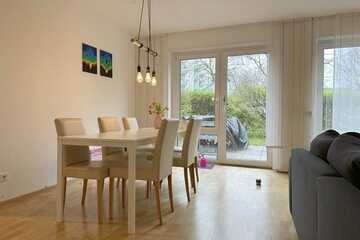 Hochwertiges Leben auf dem Lindenhof - geräumige 2 Zimmerwohnung mit Terrasse