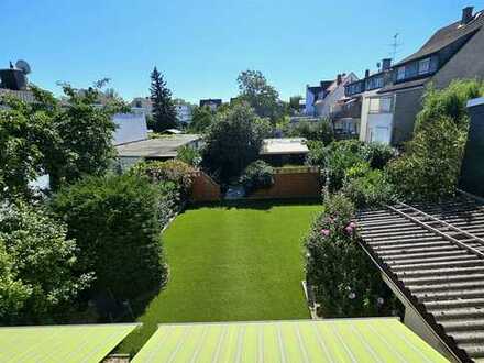 Freier Blick ! Gepflegtes Mehrfamilienhaus mit feinem Garten in Neu-Isenburg zu verkaufen