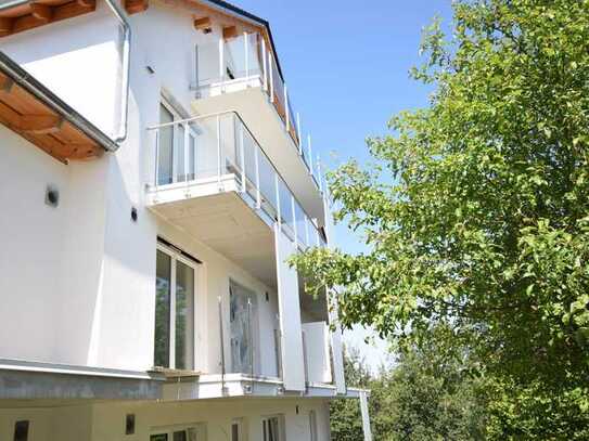 Geräumige 4-Zimmer-Neubauwohnung mit kleinem Garten in Waldkirchen