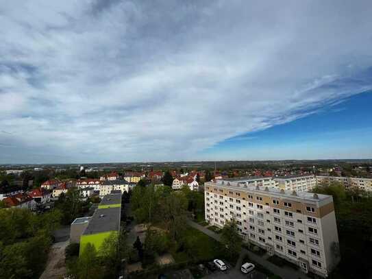 Herrliche Aussicht inklusive! 3-Raum-Wohnung mit Balkon!