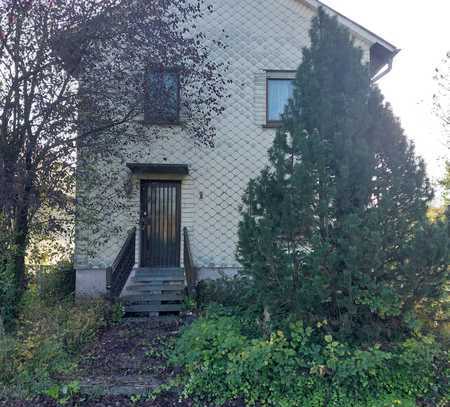 Günstiges 5-Zimmer-Einfamilienhaus in Siershahn