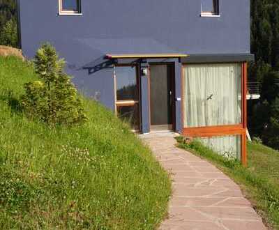 Sonnige 2,5-Zimmer-Wohnung mit EBK in Altensteig-Berneck