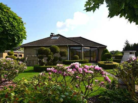 Schiffdorf // Großzügiges Einfamilienhaus mit Garten und vielen Extras im ruhigen Schiffdorf-Friedhe