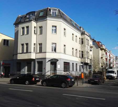 Helle, ruhige DG 3-Zimmer-Wohng Balkon, Einbauküche in Rosenthal (Pankow), Berlin