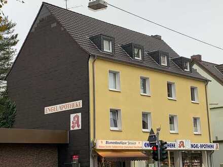 Freundliche, gepflegte 2,5-Zimmer-Wohnung im wärmeisoliertem Haus