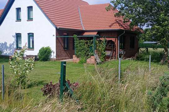 Resthof mit großen Grundstück