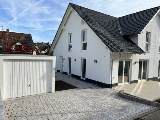 (Erstbezug) Sehr schöne Doppelhaushälfte mit Garage in Haibach-Grünmorsbach in TOP Lage/Neubaugebiet