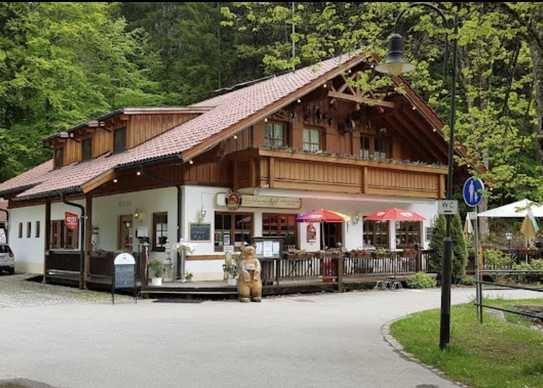 Waldwirtschaft am Mittersee - Restaurant mit Wohnungen am See gelegen