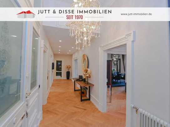 Erstklassige 5-Zimmer-Jugendstilwohnung mit luxuriöser Einrichtung in Bestlage von Baden-Baden