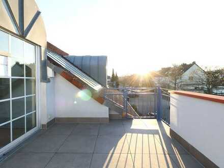 Traumhafte Dachgeschoss-Wohnung mit sonniger Dachterrasse in Offenbach-Buchrain!