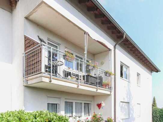 Frisch renovierte 3-Zimmer-Wohnung mit Balkon und Stellplatz- sofort bezugsfrei