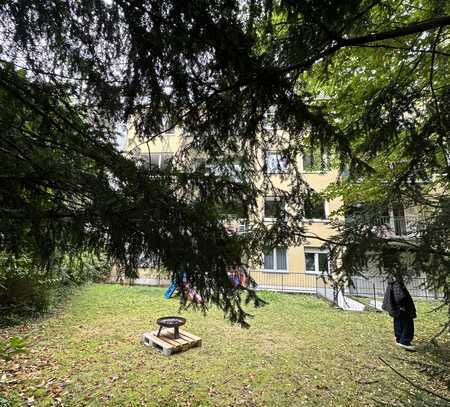 Rarität; Penthouse im Herzen von Lindenthal mit zusätzlicher Wohnung und Garage!