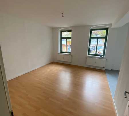 1. OG / Balkon / Bad mit Wanne+Dusche !!! frei ab 1.11.24