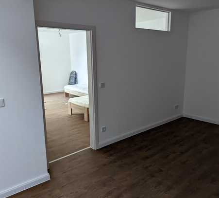 2-Zimmer renovierte Gewerbeeinheit (Büroräume) in Velbert zu vermieten
