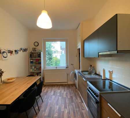 Renovierte und geräumige 2-Zimmer-Wohnung mit Einbauküche in der List