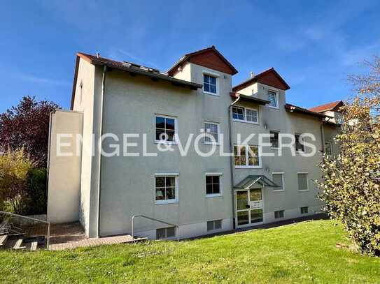 GEMÜTLICHE DACHGESCHOSSWOHNUNG MIT LOGGIA