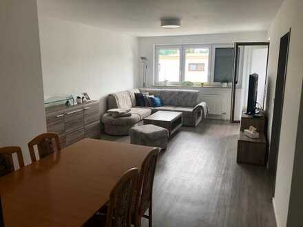 Kernsanierte 2-Zimmer-Wohnung mit Balkon und EBK in Neuhausen