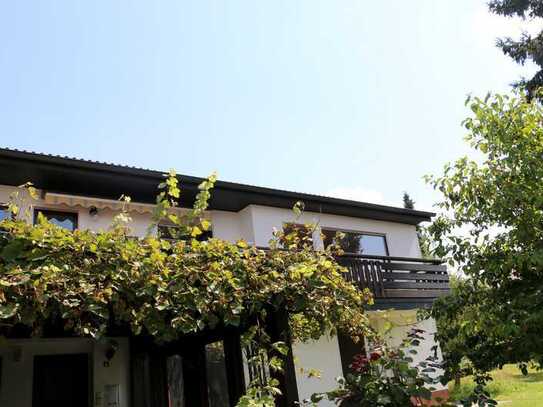 Barierefrei Wohnung im beschaulichen Ortenburg mit Balkon, Terrasse, Einbauküche