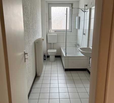Viel Platz!!! 2,5 Zimmerwohnung mit Balkon und Gemeinschaftsgarten