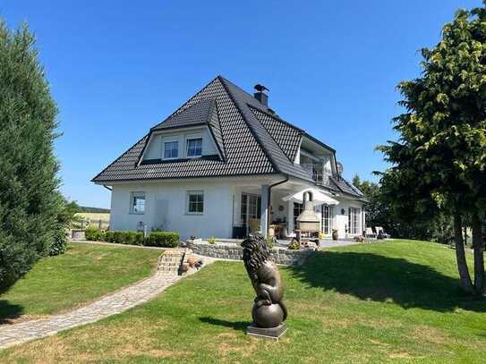 Landhaus-Villa mit Innen & Außen Pool sowie einzigartiger Parklandschaft in Göhlsdorf nahe Werder