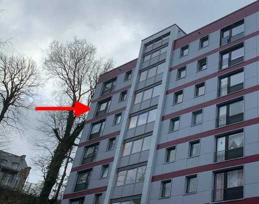 Sonnige 2,5-Zimmer-Wohnung mit Balkon und Einbauküche in Flensburg