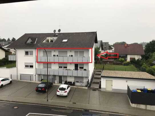 Hochwertige 3-Raum Wohnung mit Balkon und Einbauküche in Gründau-Rothenbergen